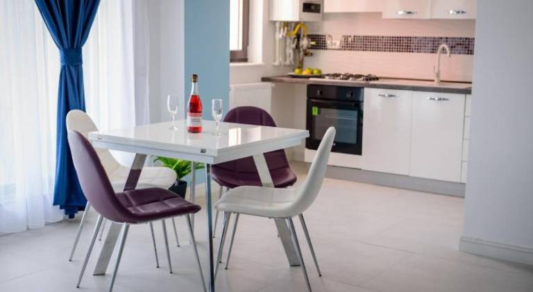 Apartment with 2 rooms for 6 persons — photo 3
