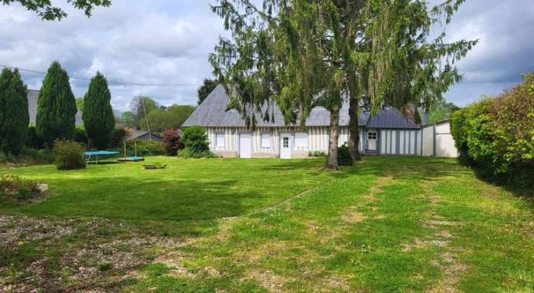 Charme d antan confort moderne maison familial avec jardin clos Cote d Albatre