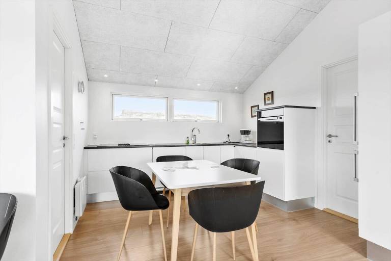 Fully equipped lovely vacation home with patio & barbecue | Sea view | Beach nearby | Pets allowed — photo 4