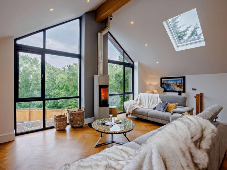 Cottage with jacuzzi & garden — photo 4