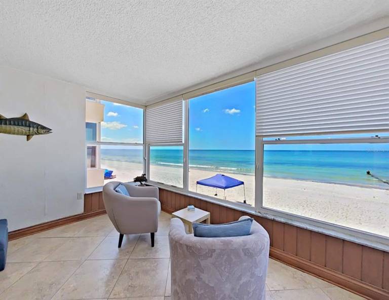 Condo North Redington Beach