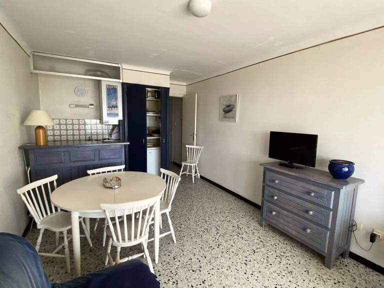 Pleasant apartment with terrace | Beach nearby | Pets are welcome — photo 4