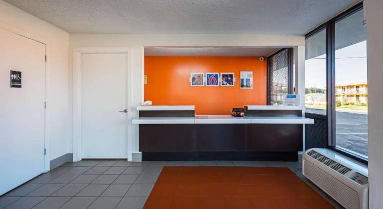 Studio 6 Suites Perry, GA — photo 2
