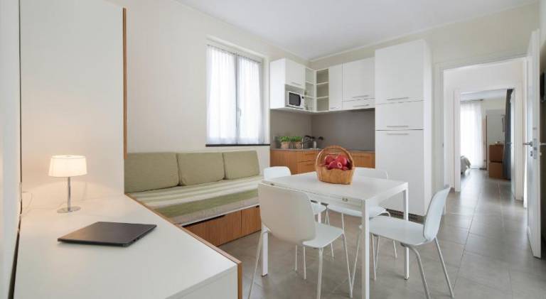 Serviced apartment with terrace — photo 2