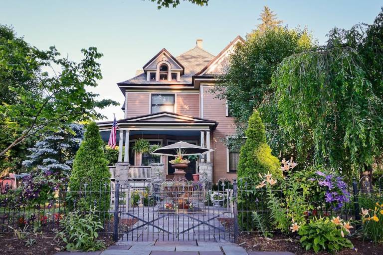 La Belle Auberge