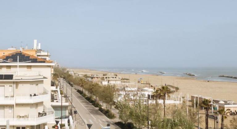 Ample rental apartment with terrace, hot tub & garden | Close to the beach | Suitable for remote work | Pets are welcome — photo 5