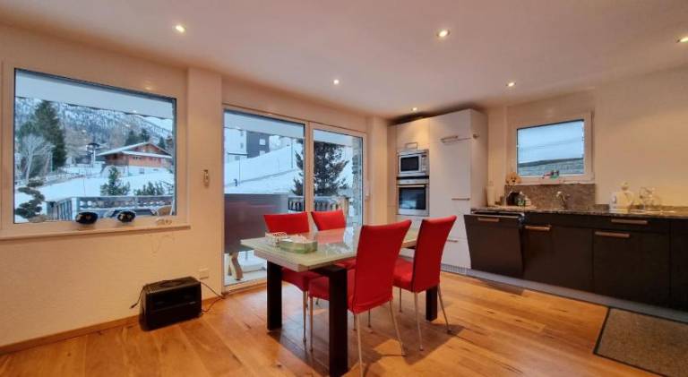 Holiday apartment with 3 rooms for 6 persons — photo 2