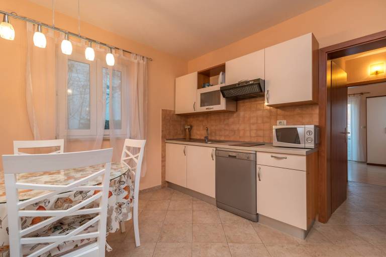 Child-friendly apartment with barbeque, pool & terrace | Pet-friendly — photo 3