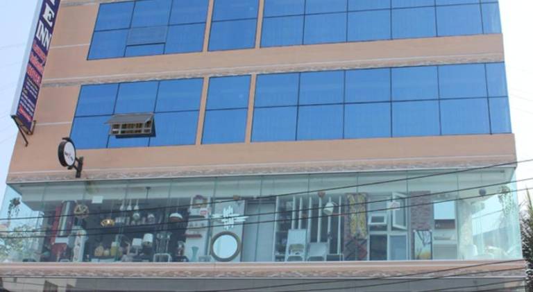 White Inn luxury Residential Hotel