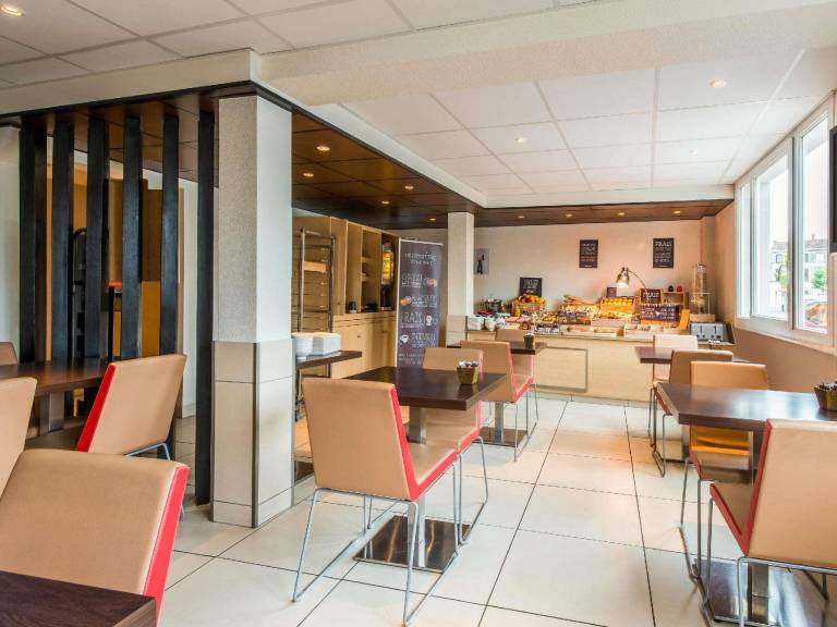 Ibis Cognac Centre in Chateaubernard