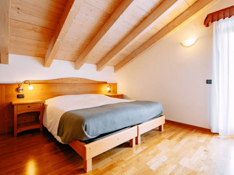 Ferienwohnung in Ronzone, Südtirols Süden für max. 6 Gäste