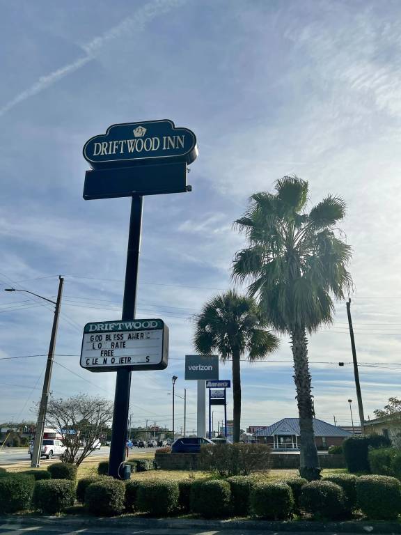 Motel  Lake City