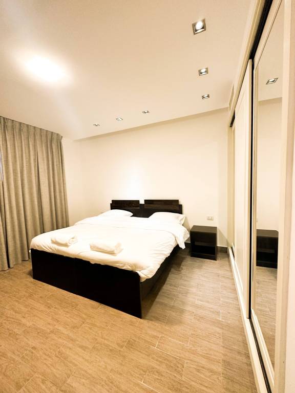 Holiday apartment | City view — photo 4