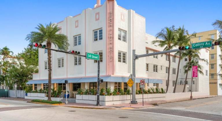 South Beach Plaza Hotel in Miami Beach, FL