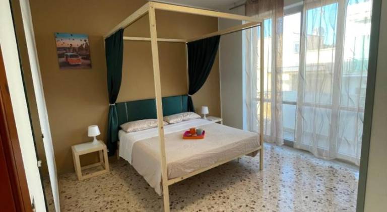 Rental apartment with yard & terrace in Nardò
