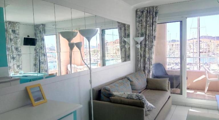 Holiday apartment with pool, terrace & garden — photo 2
