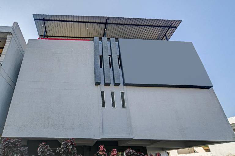 Collection O The Eternity Near LIG Sqaure