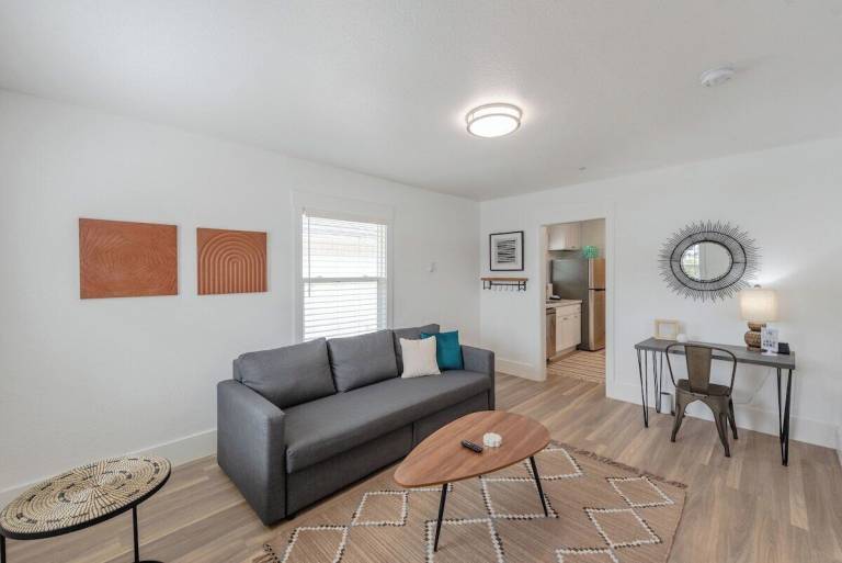 House Coos Bay