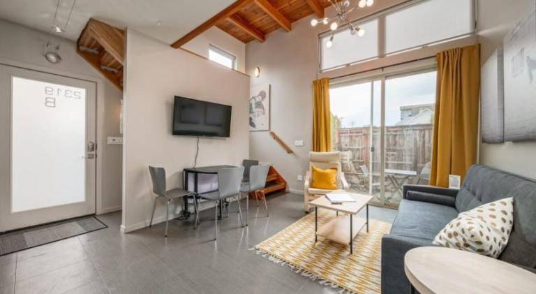 House | Perfect for remote work | Pet-friendly — photo 2