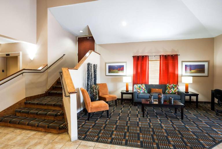 Quality Inn & Suites Lake Charles South — photo 2