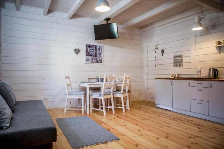 Vacation home with terrace, yard & barbecue — photo 2