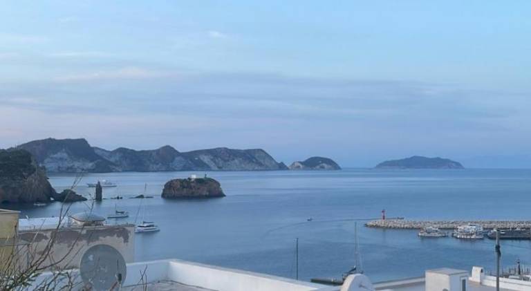 Holiday apartment with terrace — photo 2