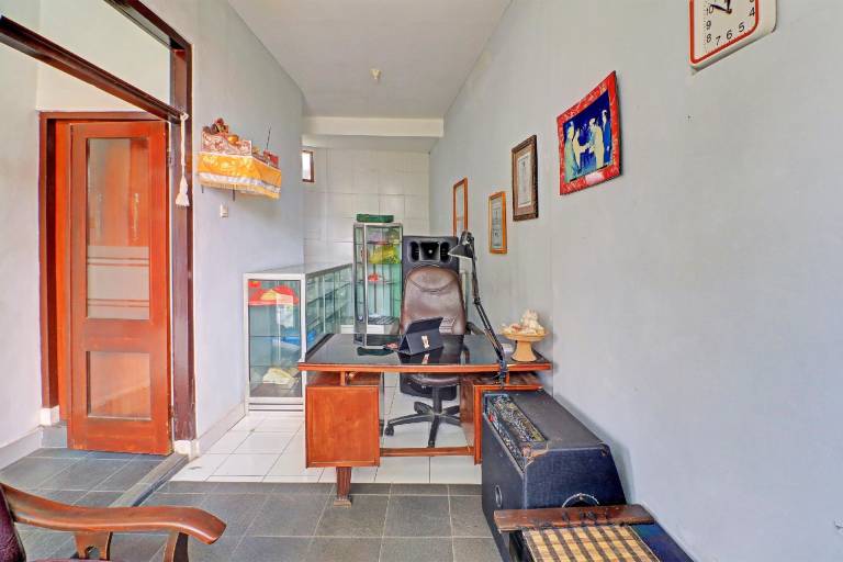 OYO 91971 Hotel Puri Sokasati — photo 5