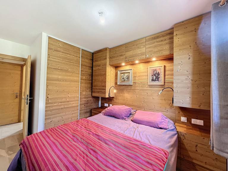 Holiday apartment with 3 rooms for 6 persons — photo 5