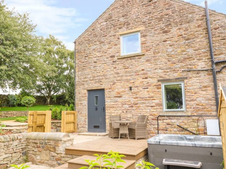 Cottage  Hayfield