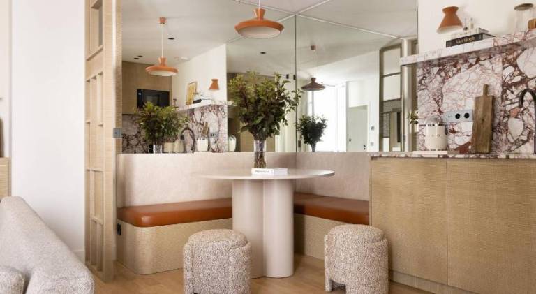 Luxurious Residence Saint Honore by onefinestay — photo 5