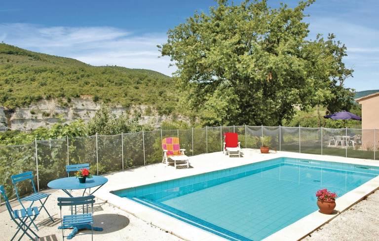 Maison de vacances  Le Teil