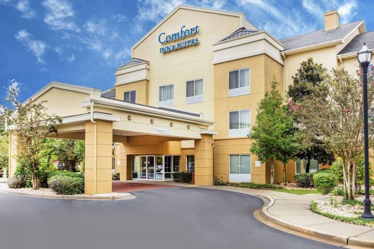 Comfort Inn & Suites in Camden, SC
