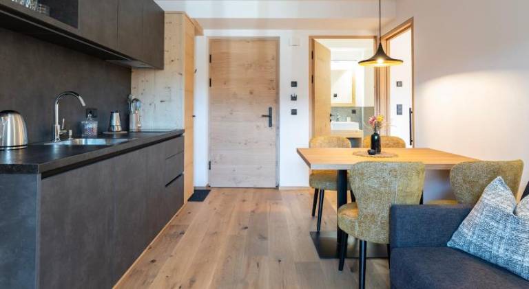 Serviced apartment with terrace — photo 5