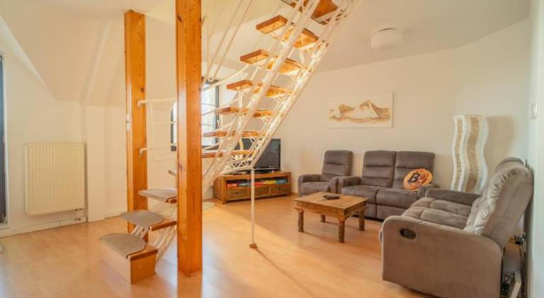 Apartment with 2 rooms for 5 persons — photo 2
