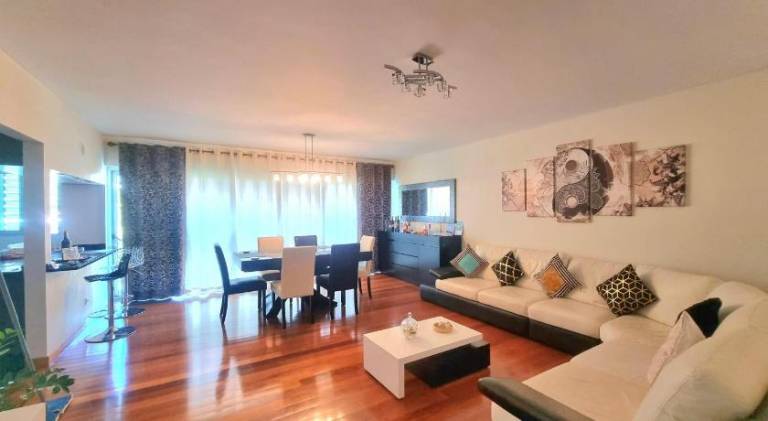 Spacious Summer Fresh Family Apartment with Panoramic Sea Views in Funchal — photo 2