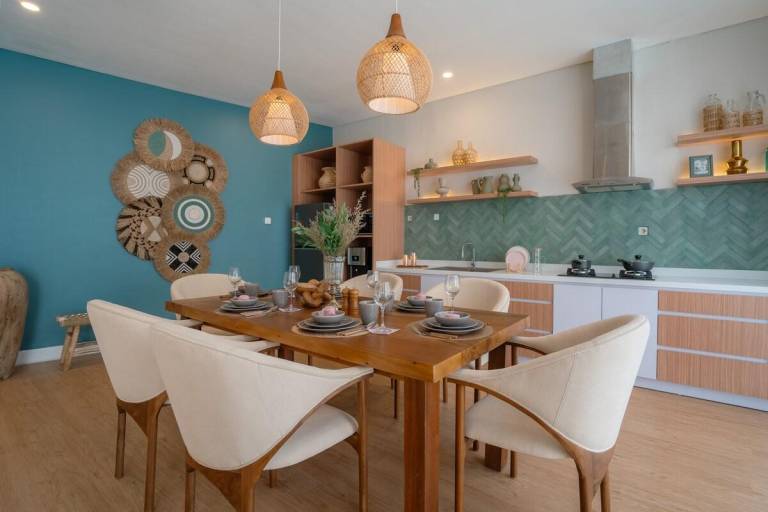 Villa with pool & yard | Perfect for remote work | Pets are welcome in Canggu
