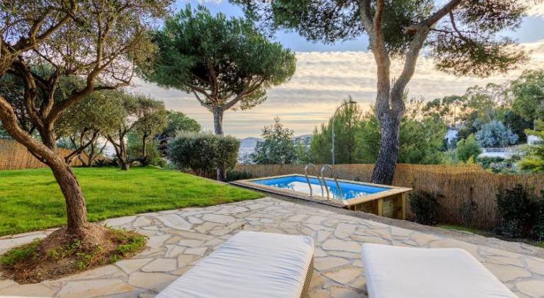 Charming vacation home with pool | Pets are welcome in Mandelieu-La-Napoule