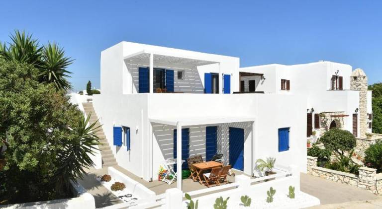 Holiday apartment with terrace — photo 4
