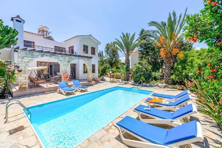Villa Latsi