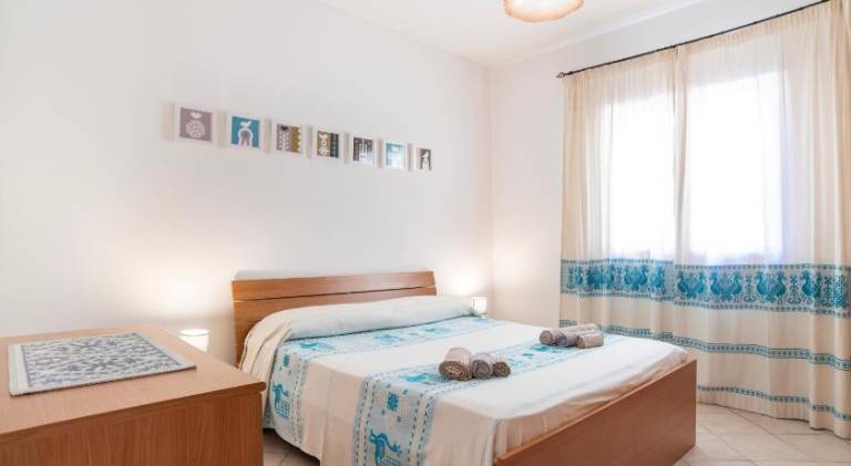 Rental apartment with 2 rooms for 4 persons in Olbia