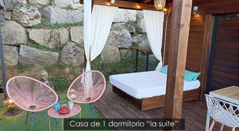 Vacation home with patio, private pool & yard | Suitable for remote work in Ávila