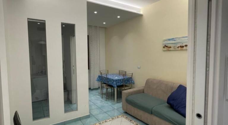 Apartment with 1 room for 5 persons — photo 4