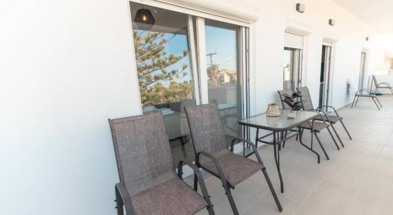Laura City Apartments by the Sea — photo 3