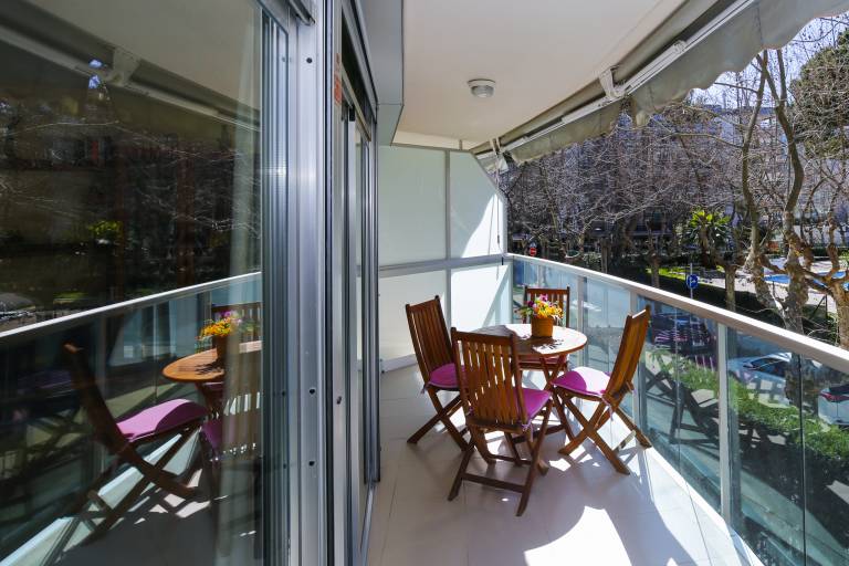 Fully equipped beautiful rental apartment with pool & patio | Close to the beach | Pets allowed — photo 2