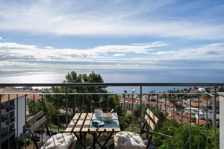 Ferienwohnung in Caniço f&uuml;r max. 3 Personen am Atlantik