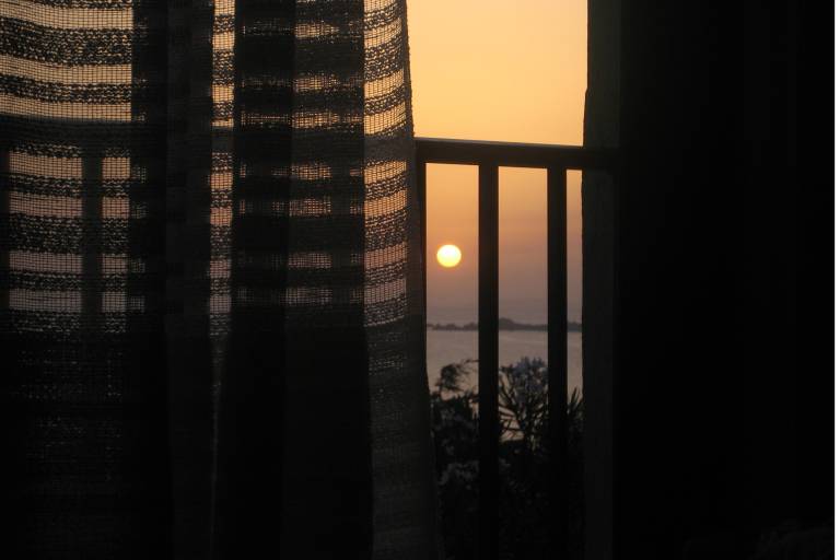 Casa a Capo Testa con vista sul mare e giardino