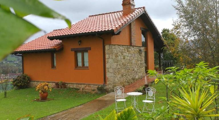 House with 2 rooms for 6 persons in Santander