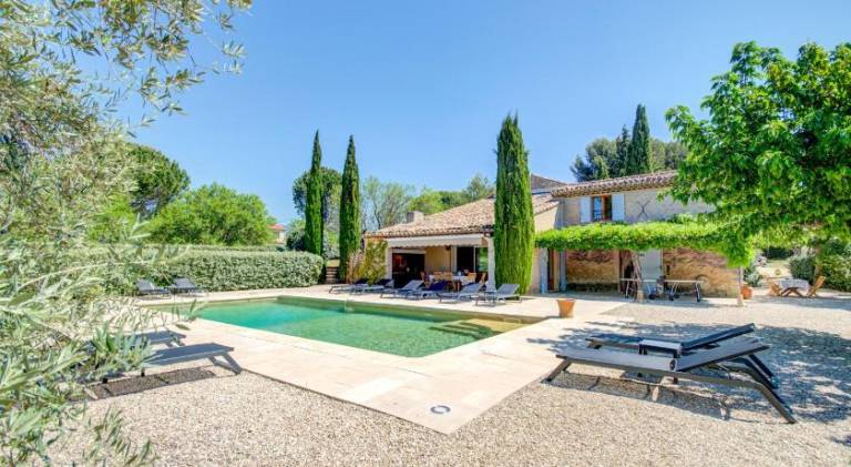 310 m&sup2; Ferienhaus