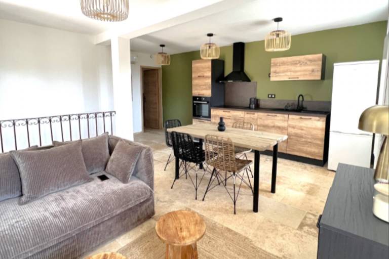 House with patio, yard & grill | Mountain view — photo 2