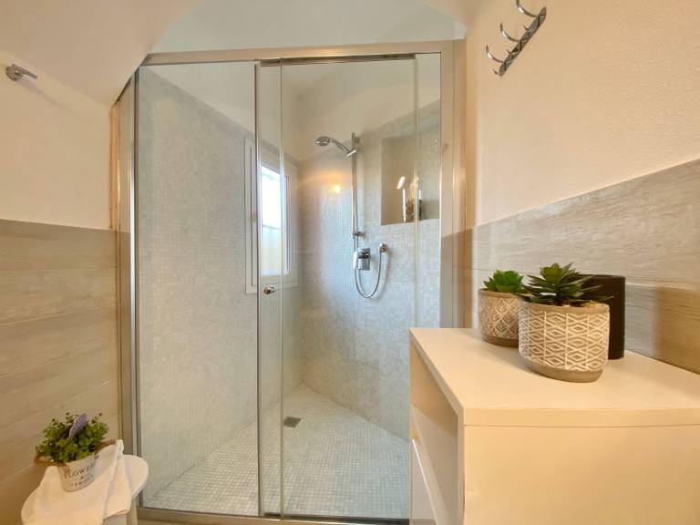 Casa Rosa Tre, 45 Quadratmeter Wohnung und Parkplatz — photo 5